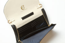 Load image into Gallery viewer, Black and Cream Travel Clutch
